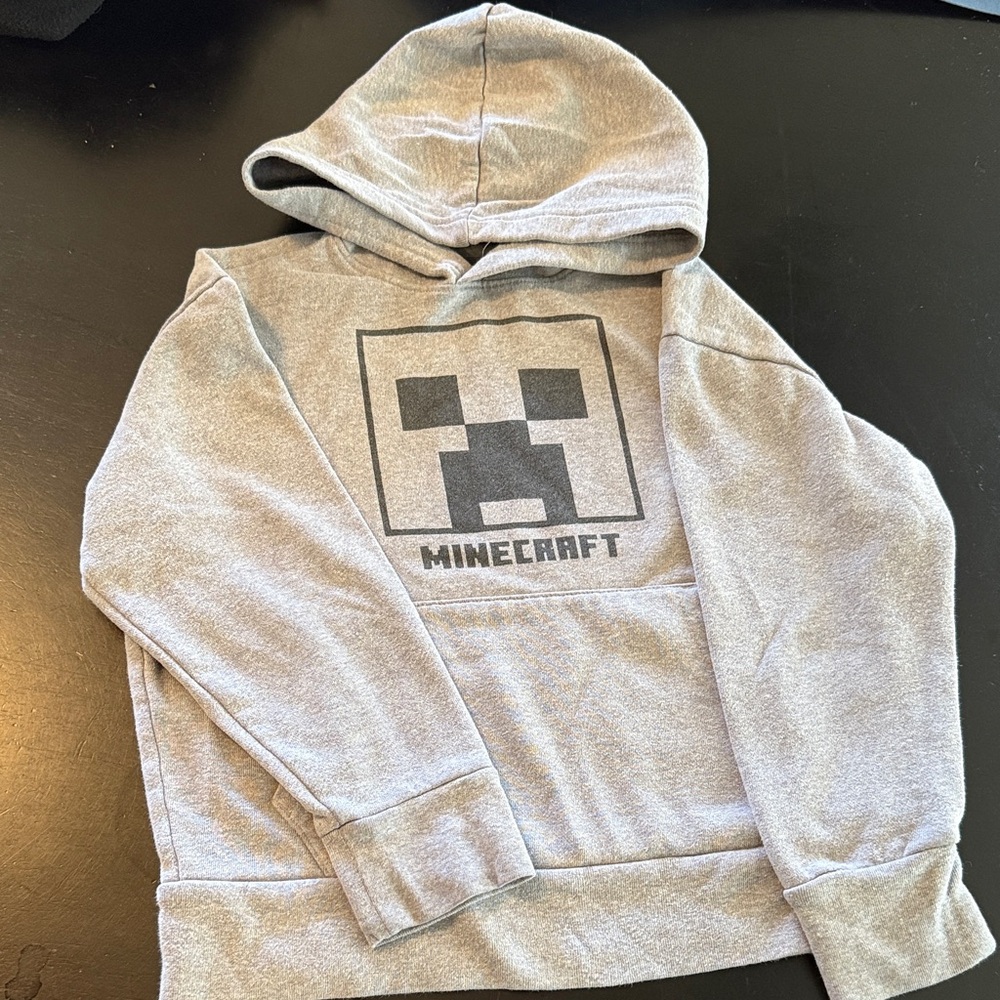Kids Gray Minecraft Hoodie - M